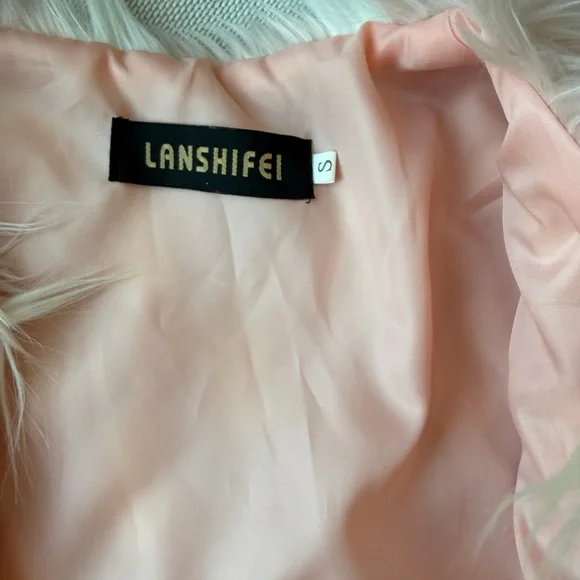 Pink and White Faux Fur Vest - Picture 4 of 6